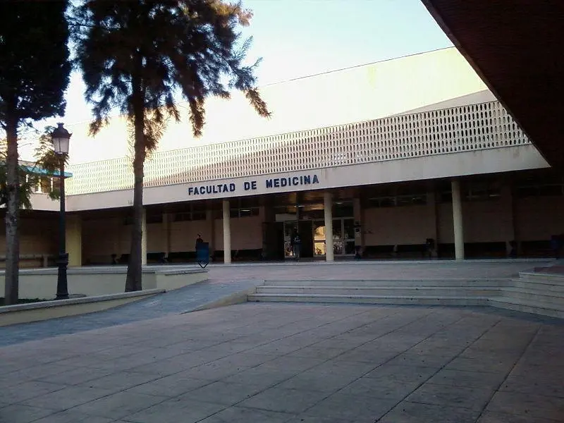 Facultad de medicina de M&aacute;laga - vm