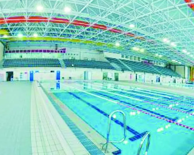 Piscinas del Ciudad de C&aacute;diz. - Viva