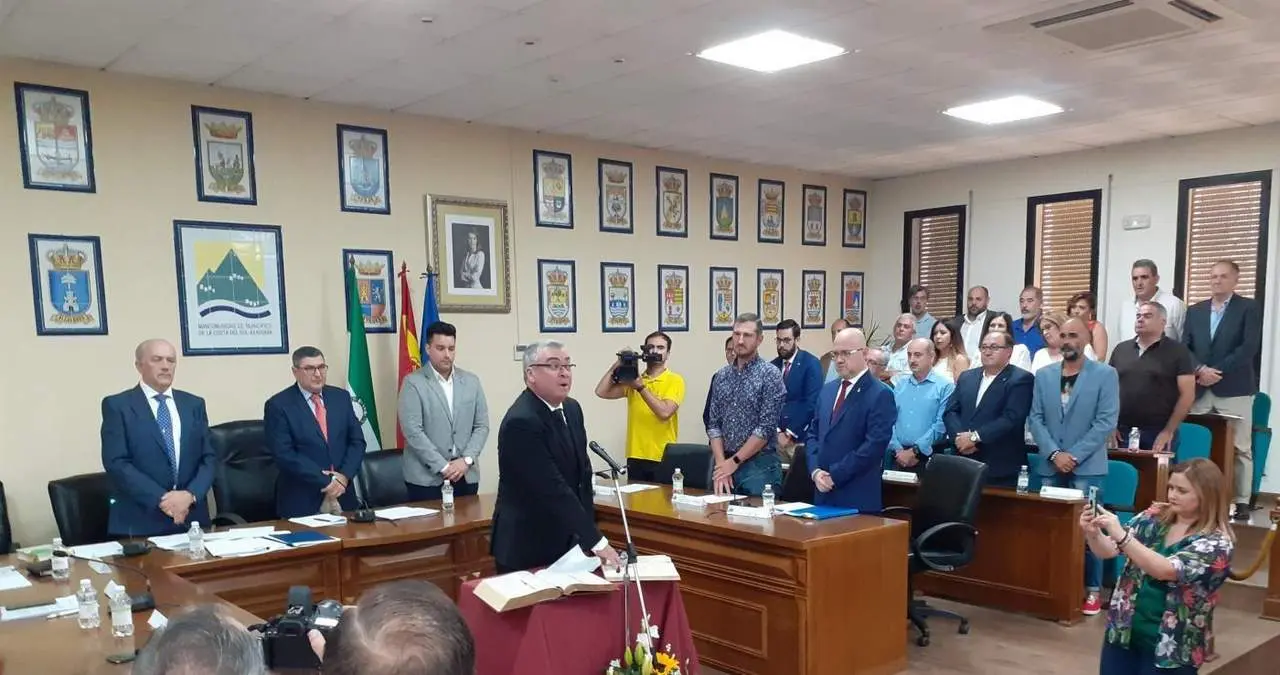 Toma de posesi&oacute;n de Jos&eacute; Juan Jim&eacute;nez como nuevo presidente de la Mancomunidad de Municipios Costa del Sol-Axarqu&iacute;a. - VM