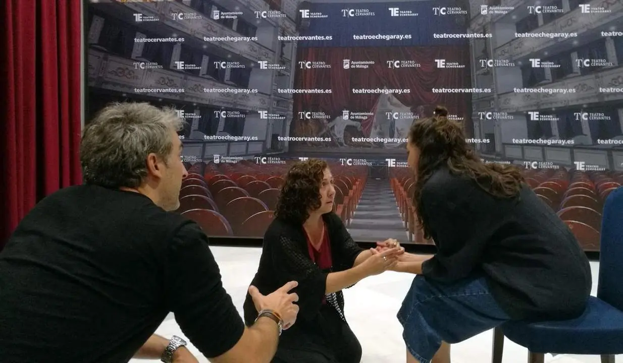Casi 150 actrices intentan entrar en obra 'La Isla del Aire'
