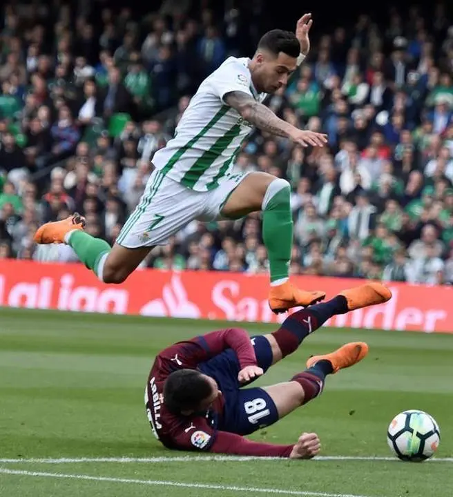 El Betis super&oacute; al Eibar claramente. - EFE
