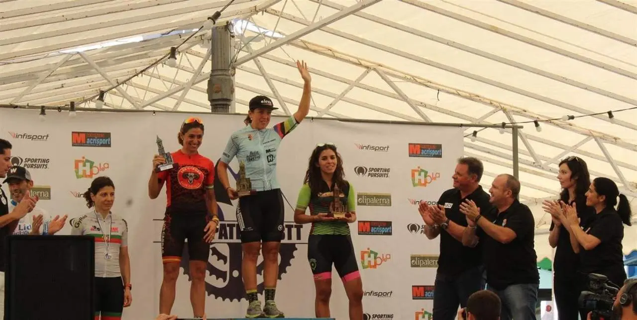 Ganadoras de la Ruta Ciclista BTT-Gran Premio Villa de Paterna. - VH