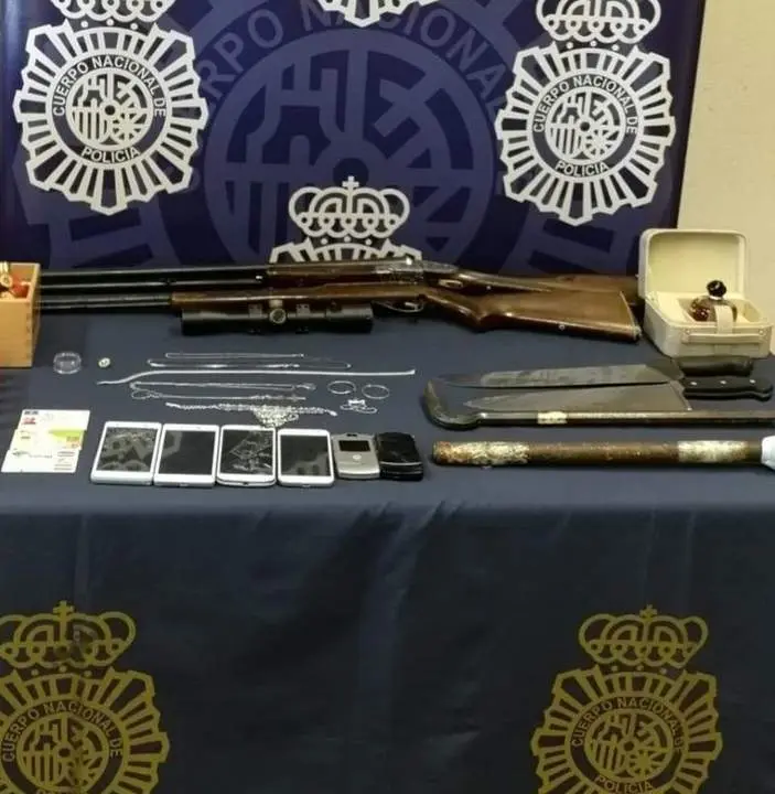 Efectos recuperados por la Polic&iacute;a Nacional de una red criminal dedicada a robar en viviendas de M&aacute;laga. - vm
