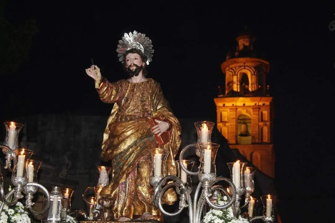 El Patr&oacute;n de Sanl&uacute;car y la Parroquia de La O al fondo - Ra&uacute;l J. Bustillos