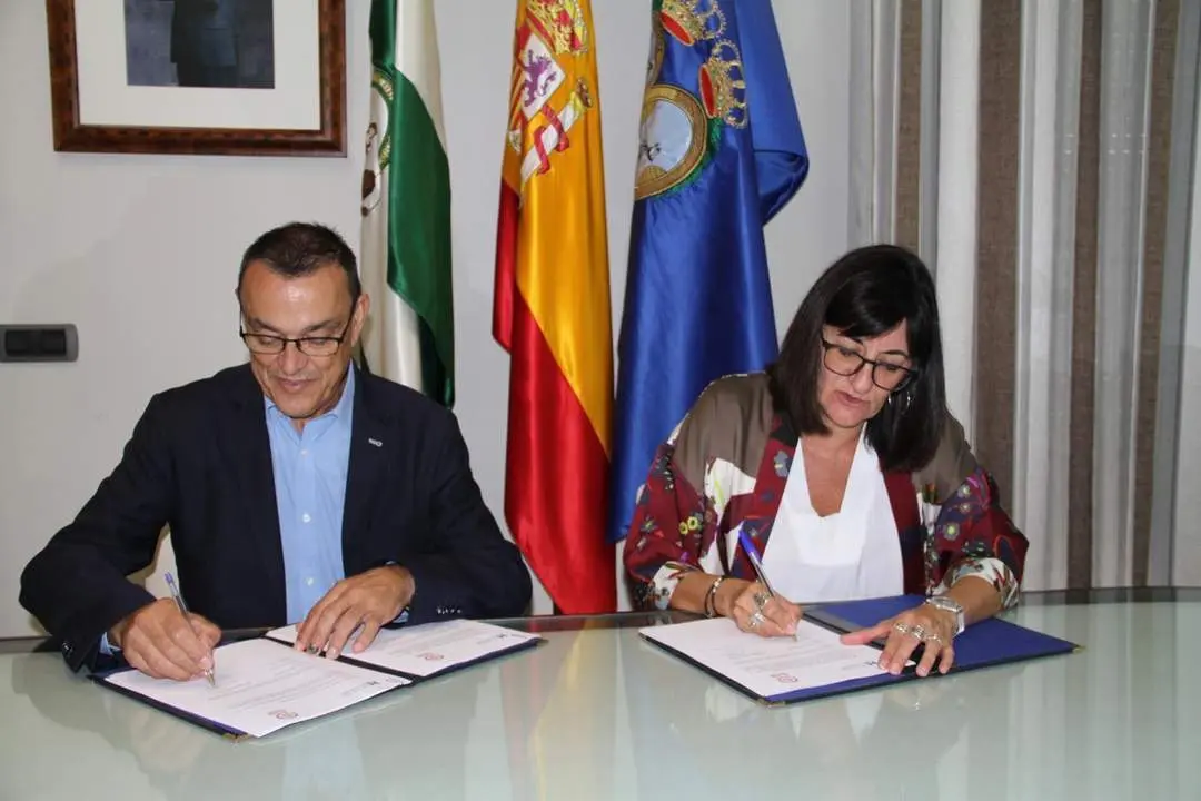 Ignacio Caraballo y Mar&iacute;a Antonia Pe&ntilde;a. - VH