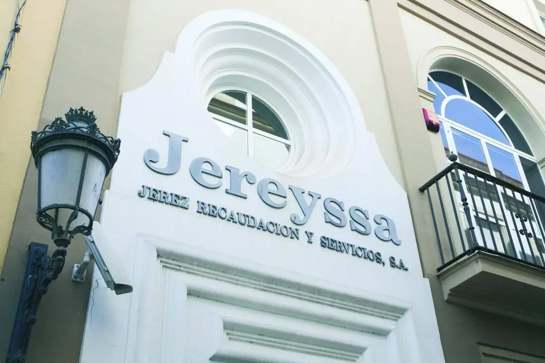 La fachada de Jereysa - Oliverio Ruiz