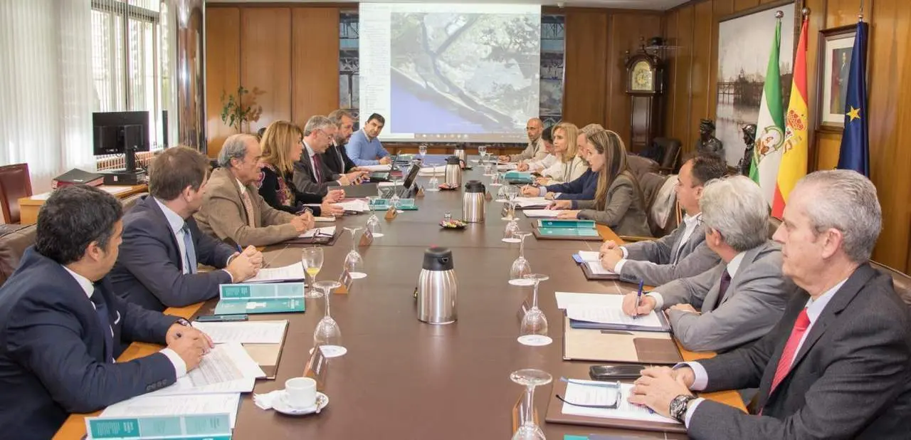 Consejo de administraci&oacute;n del Puerto. - VH