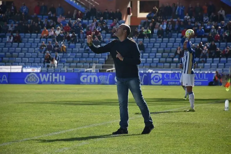 Alberto Monteagudo durante un partido de esta temporada. - TENOR