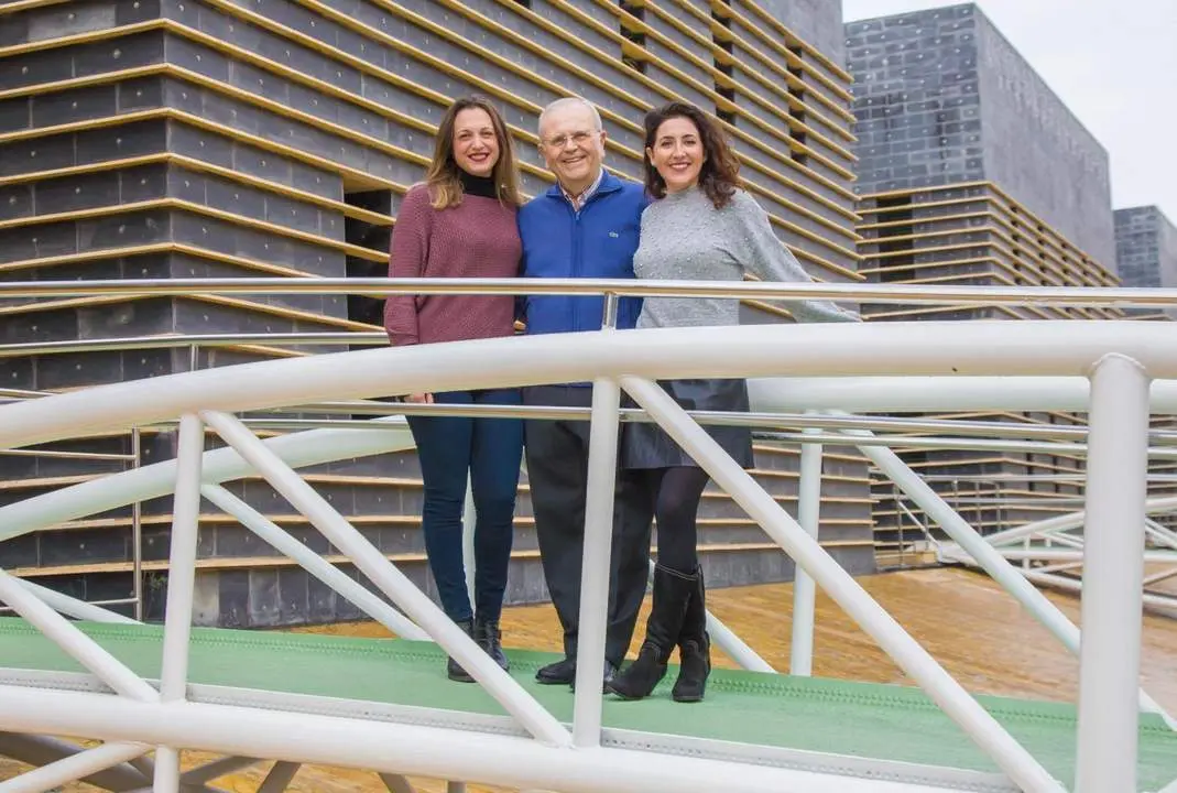 Mar&iacute;a Jos&eacute; Pulido, Manuel Garc&iacute;a y Isabel Butr&oacute;n. - VH