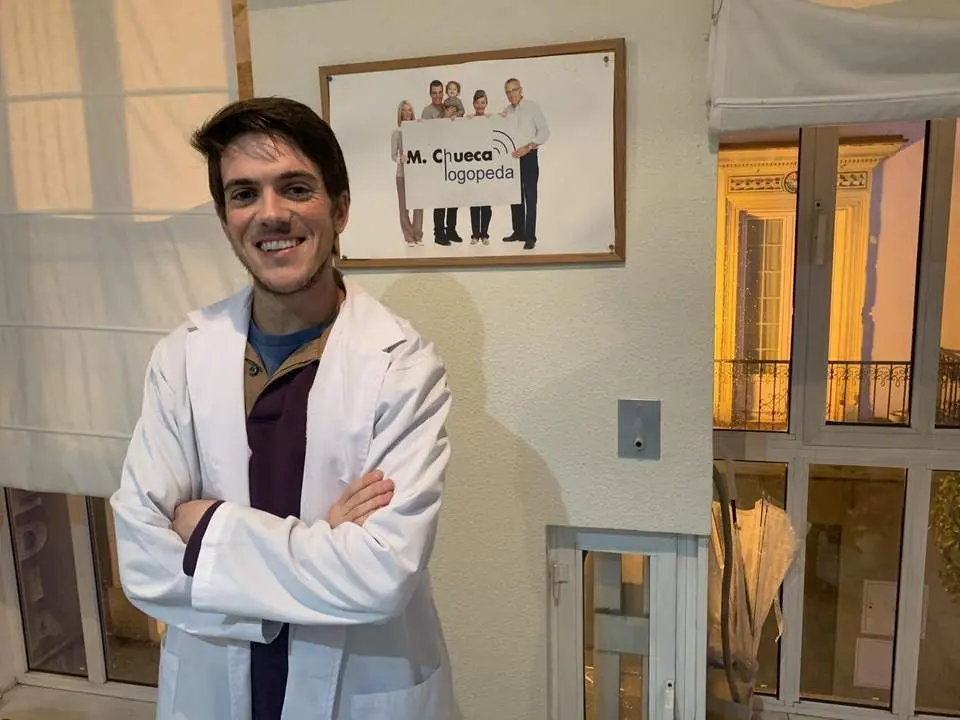 Jos&eacute; Antonio Silva, premiado por su TFG sobre la estimulaci&oacute;n cognitiva aplicado a pacientes con Alzheimer - Cristo Garc&iacute;a