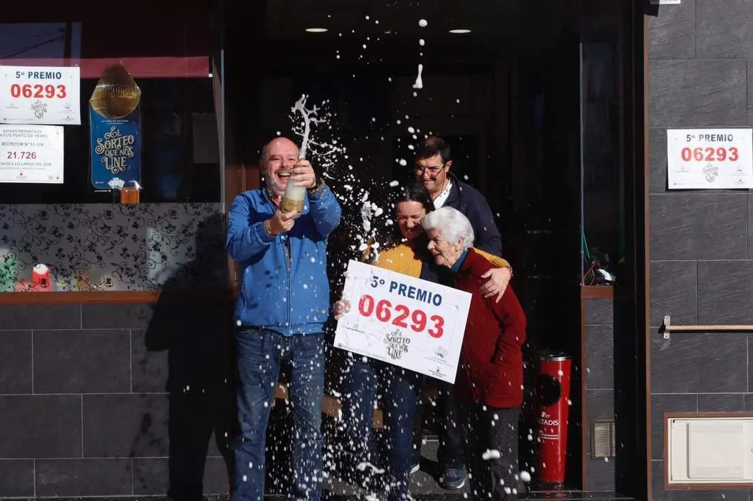 &acute;Celebraci&oacute;n en M&aacute;laga por el premio. - EP/&Aacute;&ntilde;ex Zea