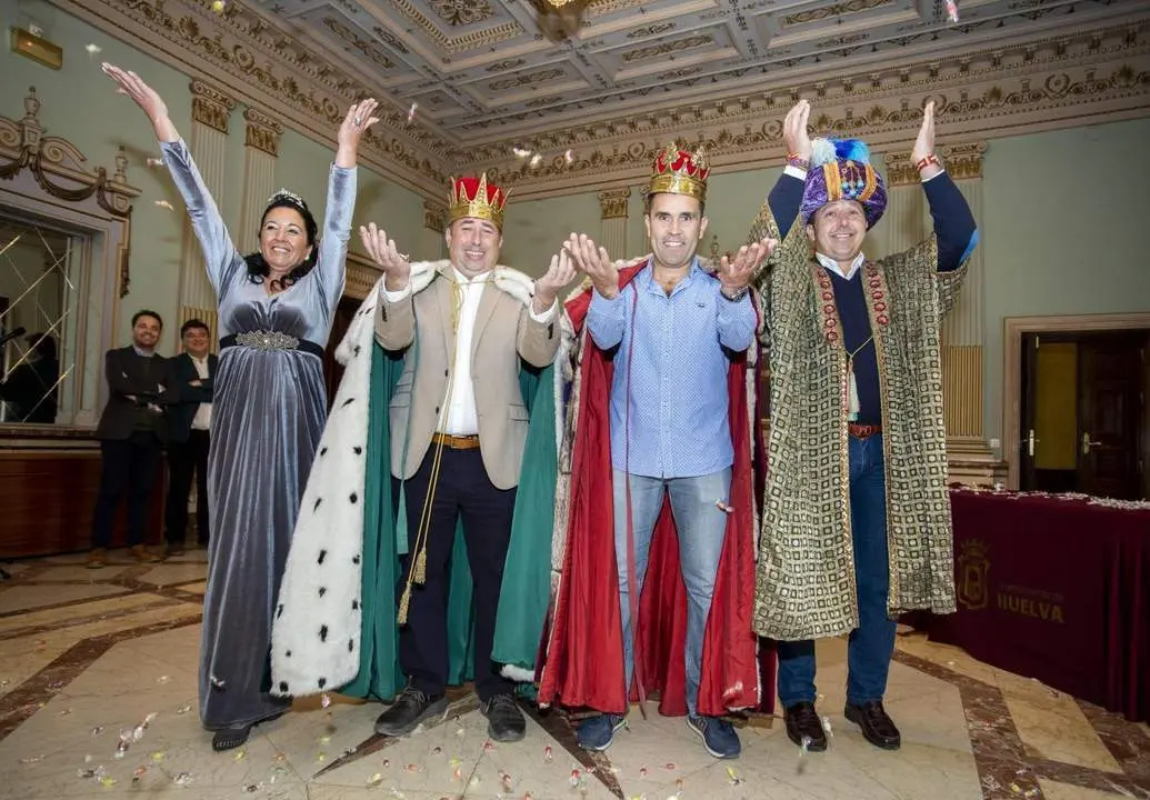Los Reyes Magos de Huelva ya tienen corona