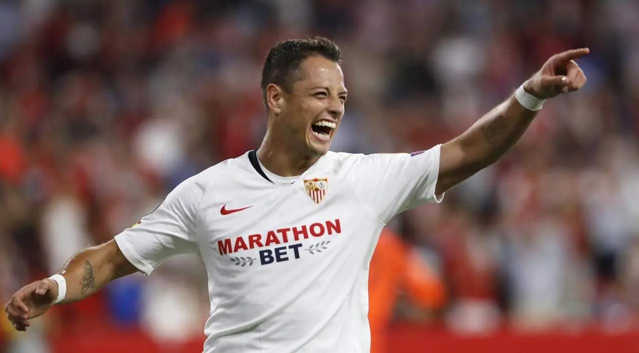 Chicharito celebra su gol ante el APOEL - Jos&eacute; Manuel Vidal/EFE