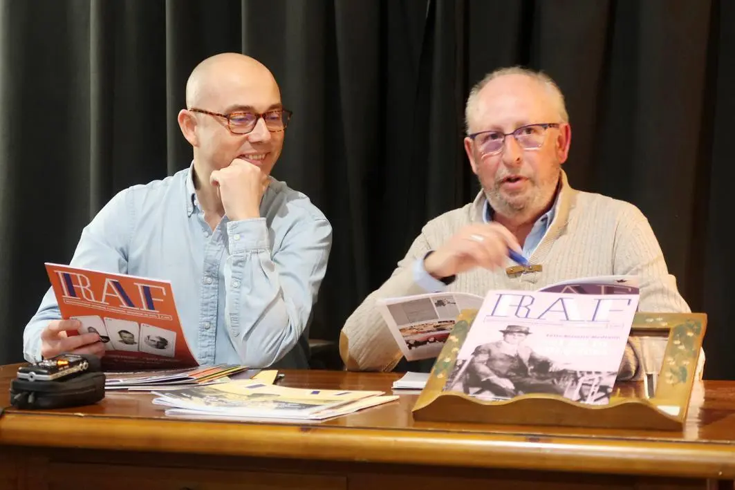 Carlos Mart&iacute;n Ballester, presidente del C&iacute;rculo Flamenco de Madrid, y Servando Repetto - A. I.