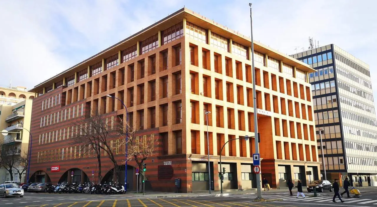 La nueva sede de CCOO en la calle Cardenal Bueno Monreal. - CCOO