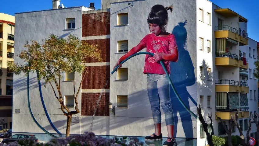 Mural art&iacute;stico. - AI