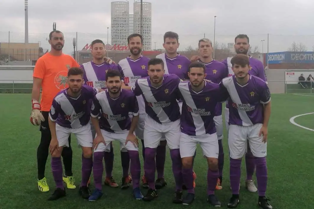 Once inicial que present&oacute; el Rayo Sanluque&ntilde;o en su visita a Los Cortijillos - A. I.