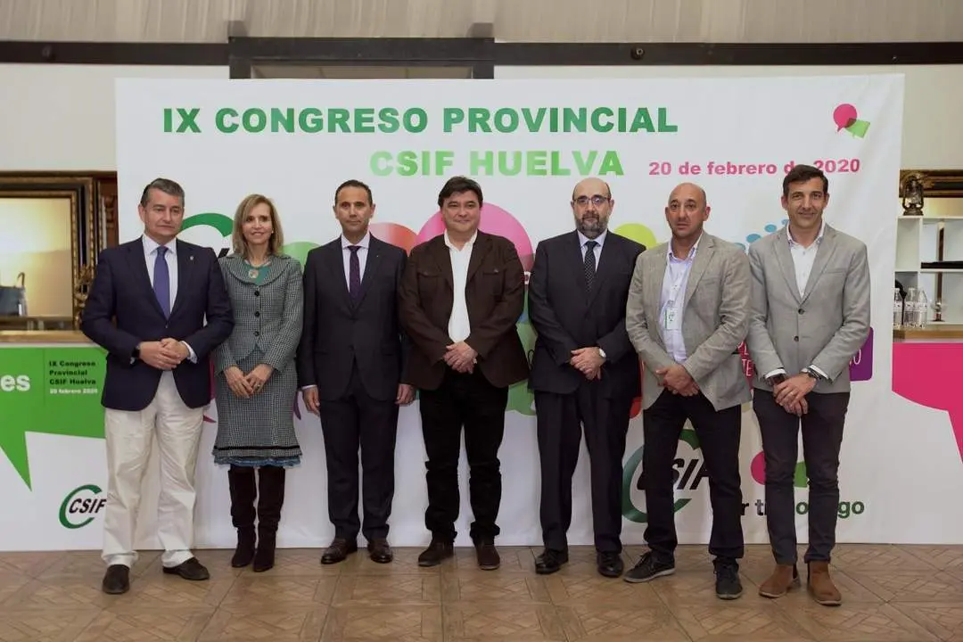 Autoridades en la clausura del Congreso Provincial de CSIF. - VH
