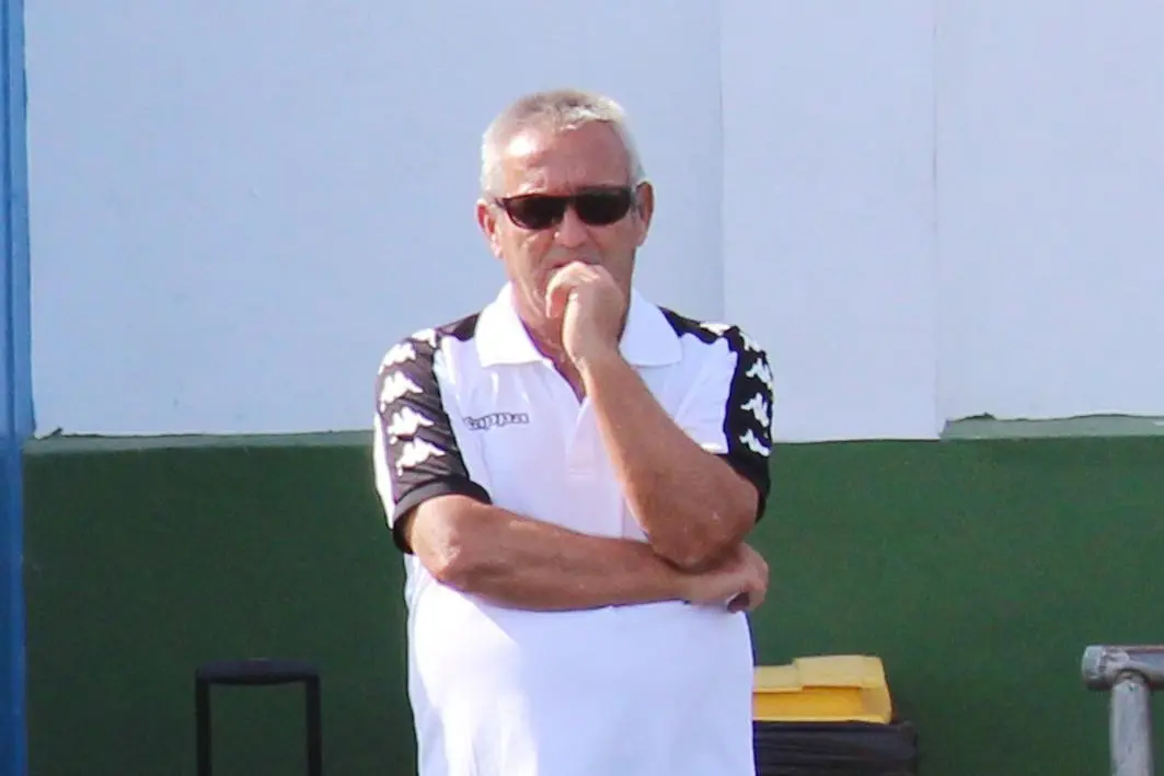 Pastorino, uno de los responsables del equipo infantil A del Atl&eacute;tico Sanluque&ntilde;o - Ra&uacute;l J. Bustillos