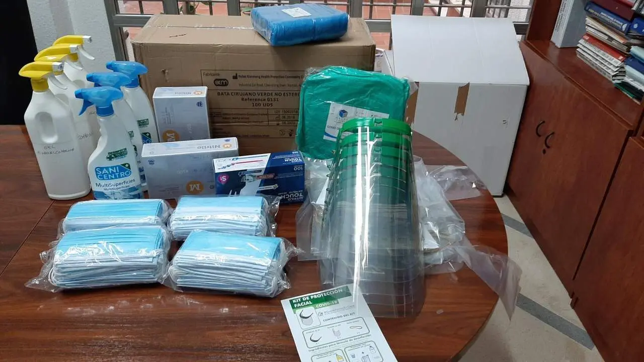 Material repartido por el Ayuntamiento. - VH