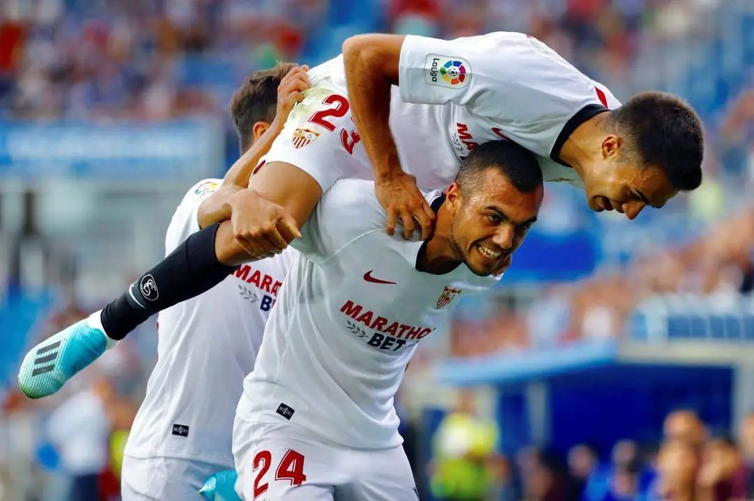 Joan Jord&aacute;n y Sergio Reguil&oacute;n celebran el tanto de la victoria ante el Alav&eacute;s - David Aguilar/EFE