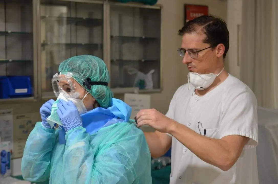 Profesionales del Hospital Reina Sof&iacute;a. - AI