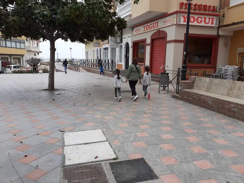 Las playas protagonizan la vuelta de los m&aacute;s peque&ntilde;os a la calle
