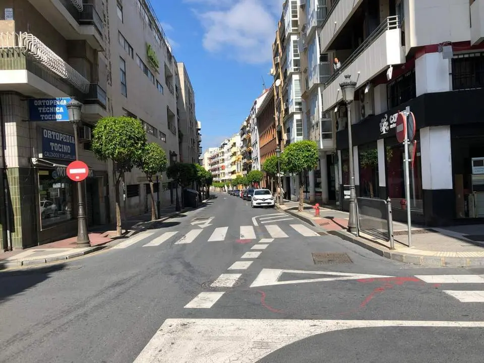 Calles vac&iacute;as en Huelva capital. - VGPALACIOS