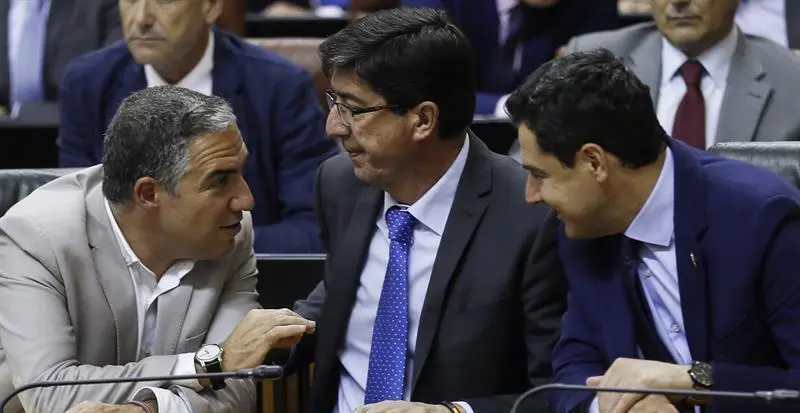 Juanma Moreno, Mar&iacute;n y Bendodo. - EFE