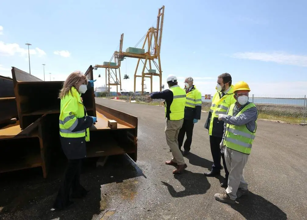 Obras de ampliaci&oacute;n del Muelle Sur. - VH
