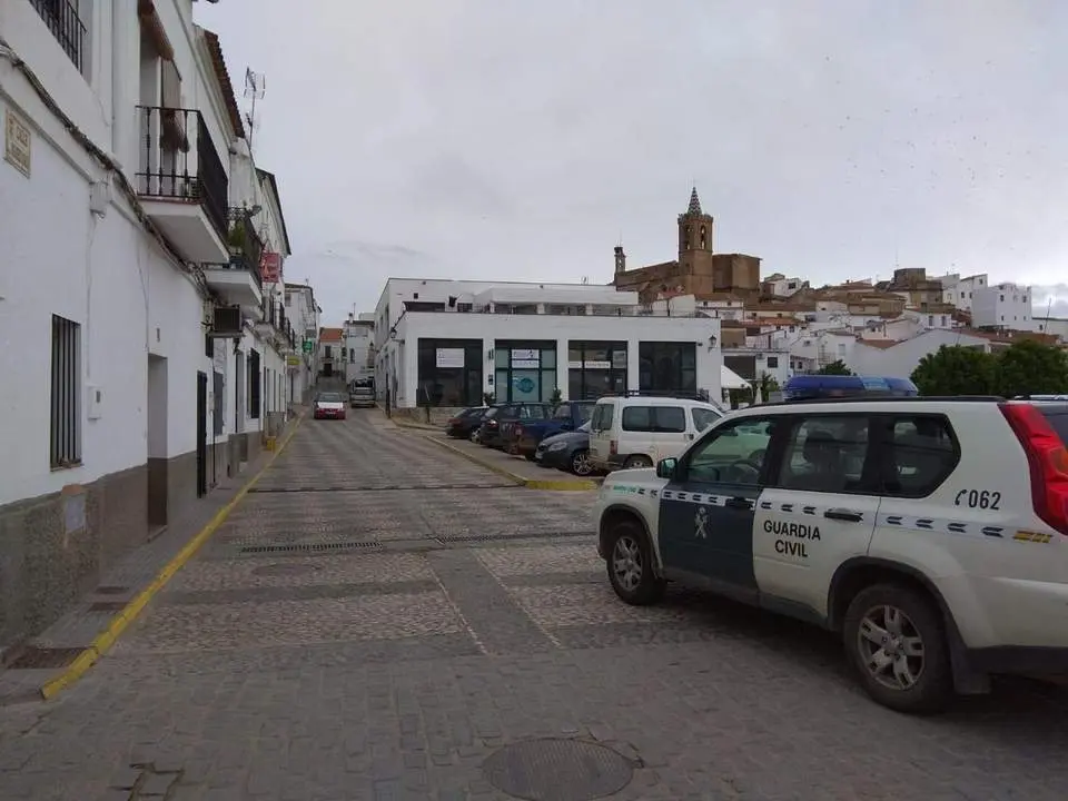Guardia Civil en Aroche. - VH