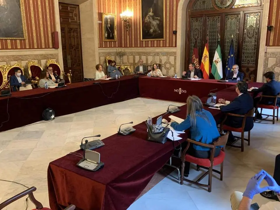 La comisi&oacute;n de reactivaci&oacute;n. - Archivo/EP