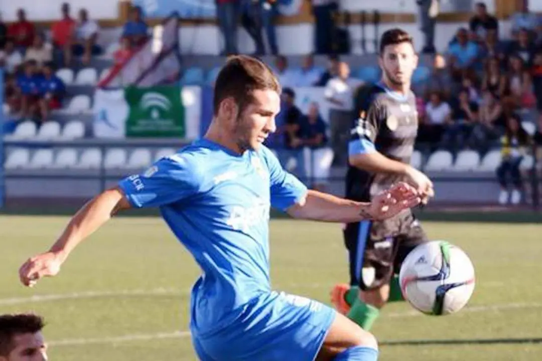 El sanluque&ntilde;o &Aacute;lvaro Ram&iacute;rez espera conocer pronto su futuro - Sparra