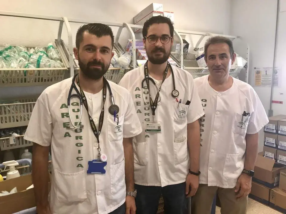 Doctores Fole, Cruz y Parma del Hospital Torrec&aacute;rdenas de Almer&iacute;a - Junta de Andaluc&iacute;a