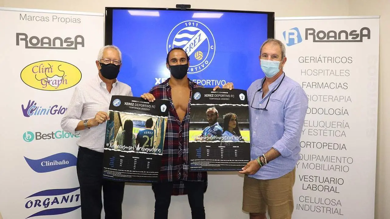 Rafael Coca y Sebasti&aacute;n Alonso de Medina con Mauricio Morales, imagen de la campa&ntilde;a. - 