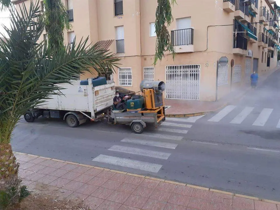 Labores de desinfecci&oacute;n en el municipio de Pulp&iacute;. - Ayuntamiento de Pulp&iacute;