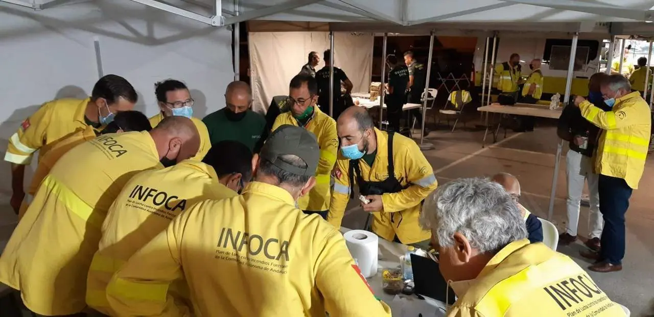 Puesto de Mando en la noche del domingo. - INFOCA