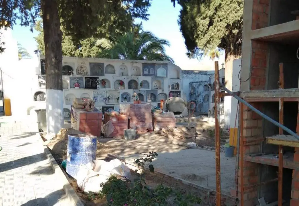 Cementerio de Almad&eacute;n de la Plata. - CEDIDA