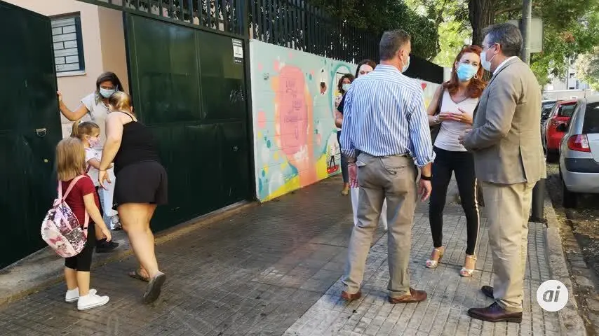 Espadas pide un refuerzo de profesores para 24 centros p&uacute;blicos de la ciudad