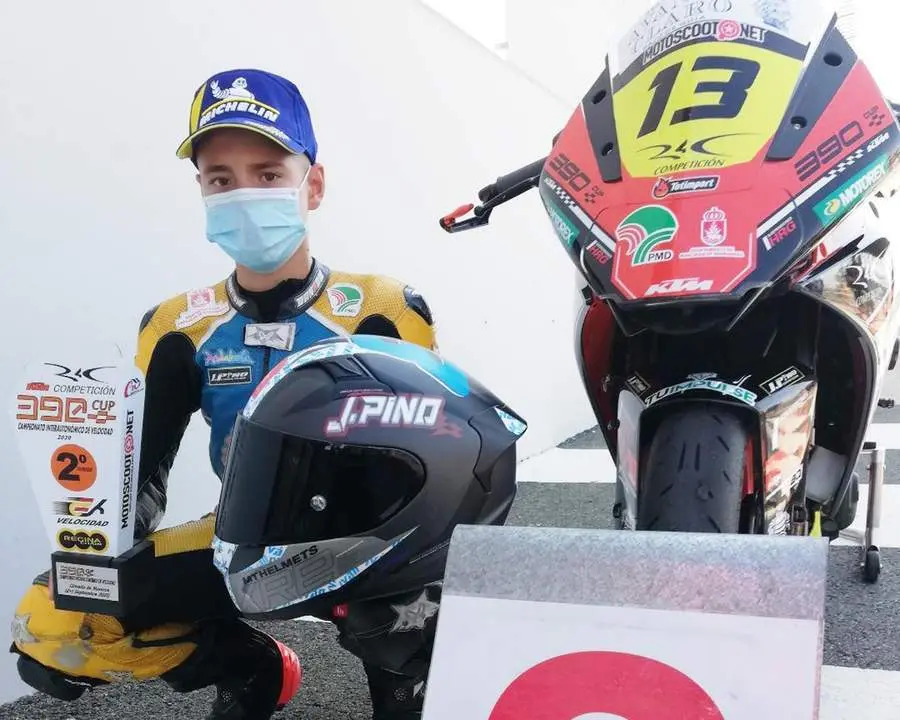 El piloto Iv&aacute;n Fern&aacute;ndez logr&oacute; un brillante segundo puesto en Navarra - A. I.