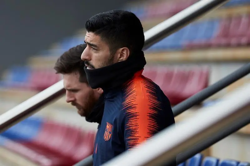 Su&aacute;rez y Messi. - EFE