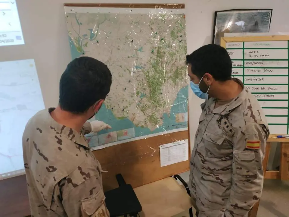 Infantes de Marina durante la operaci&oacute;n Balmis. - 