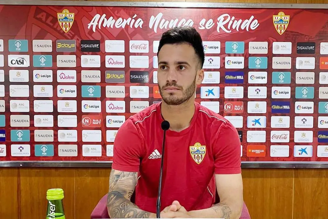 Lazo conf&iacute;a en completar una gran temporada en el Almer&iacute;a - A. I.