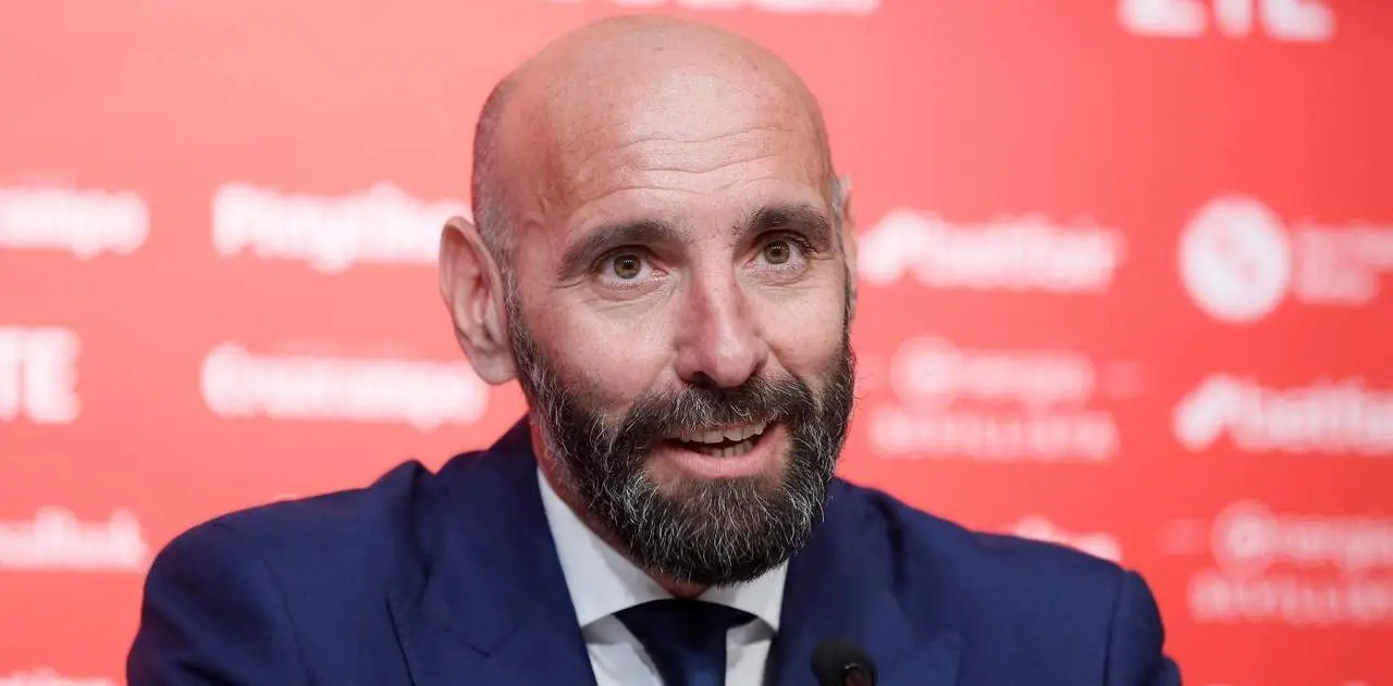 Presentaci&oacute;n de Monchi. - Efe