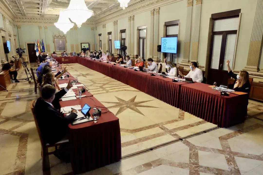 Pleno del Ayuntamiento de Huelva. - VH