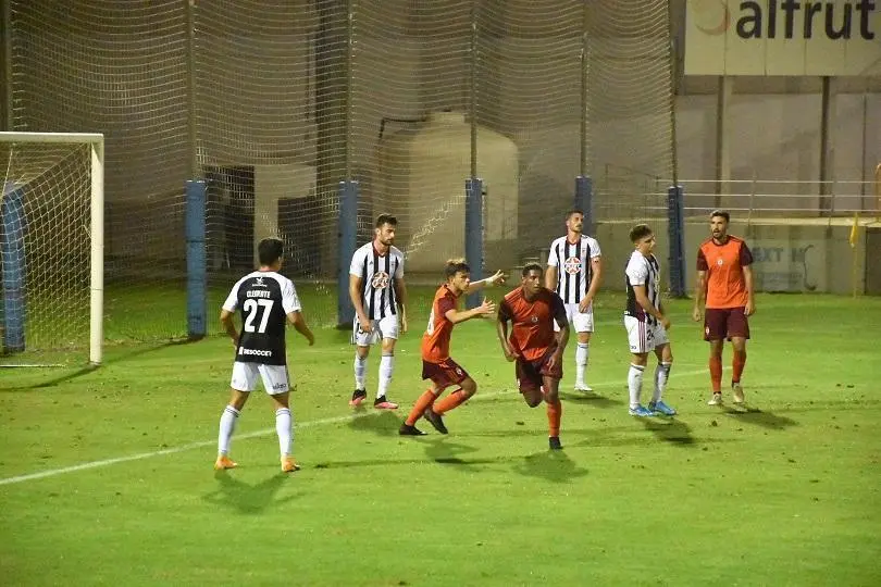 Celebraci&oacute;n de uno de los goles. - TENOR