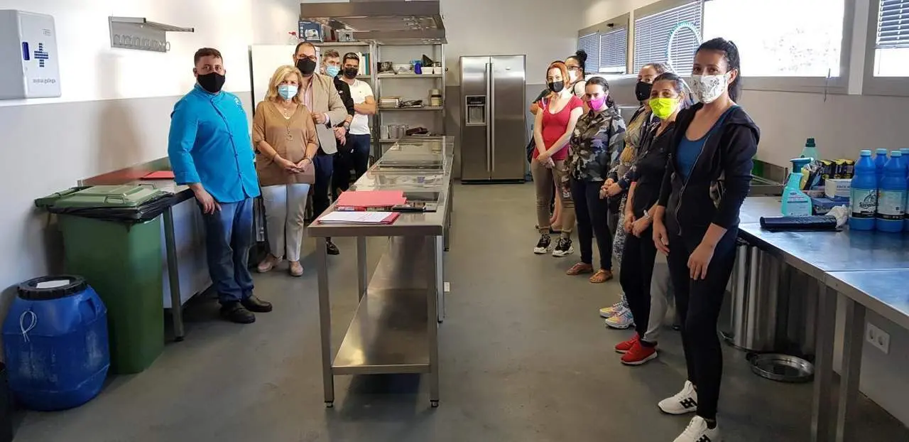 INAUGURACI&Oacute;N DEL CURSO DE COCINA. - Viva
