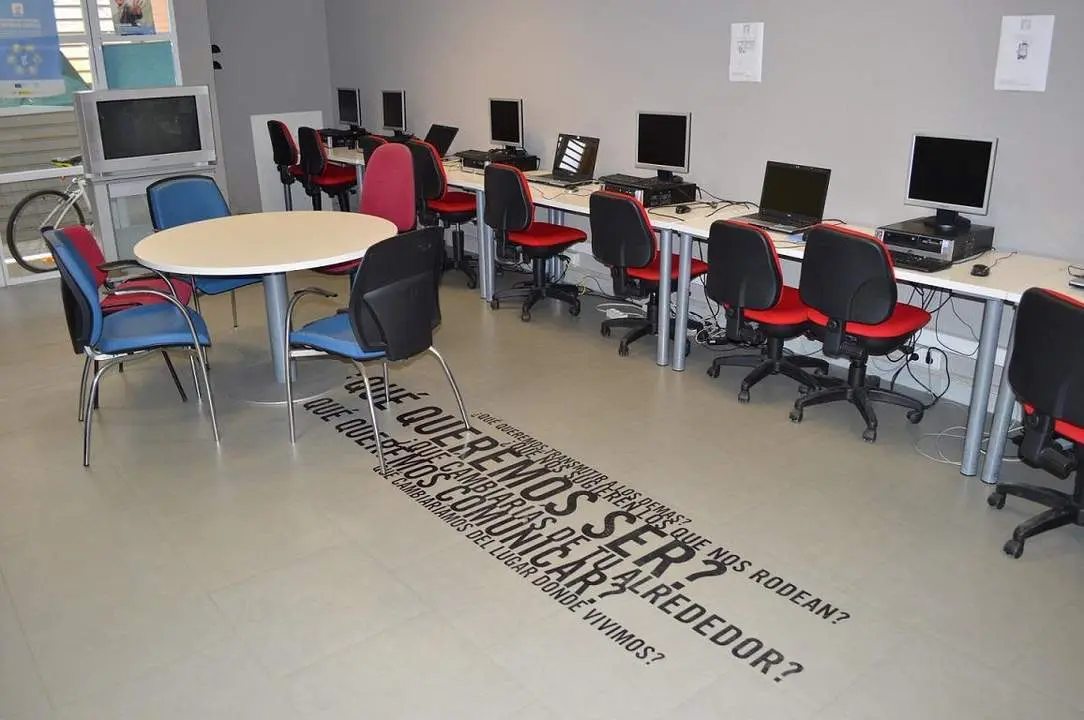 El centro Guadalinfo. - P.U.