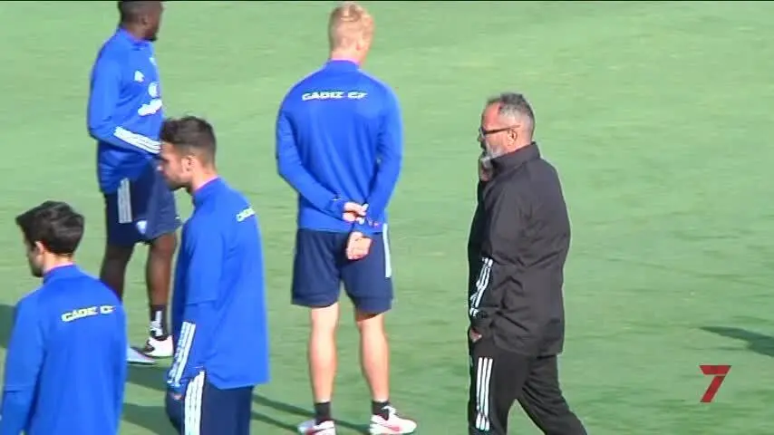 Iza Carcel&eacute;n no entrena con el grupo y es duda para el partido del s&aacute;bado