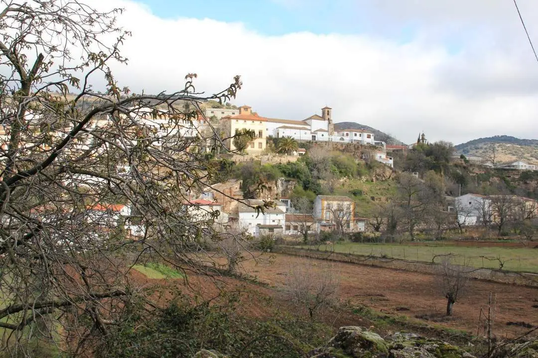 Vista de la localidad de Frailes.  - 